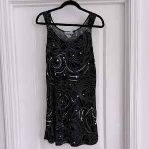 Black and White Patterned Swimsuit Coverup